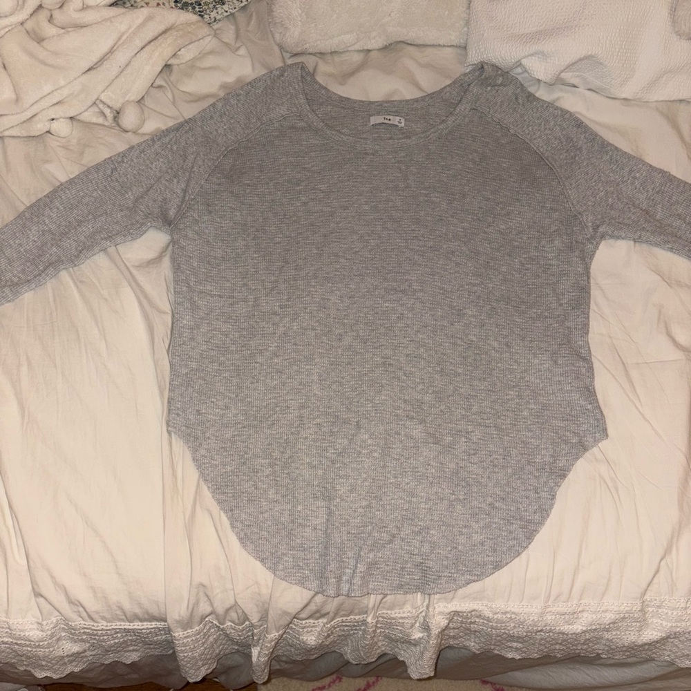 Grey aritzia tna waffle style top